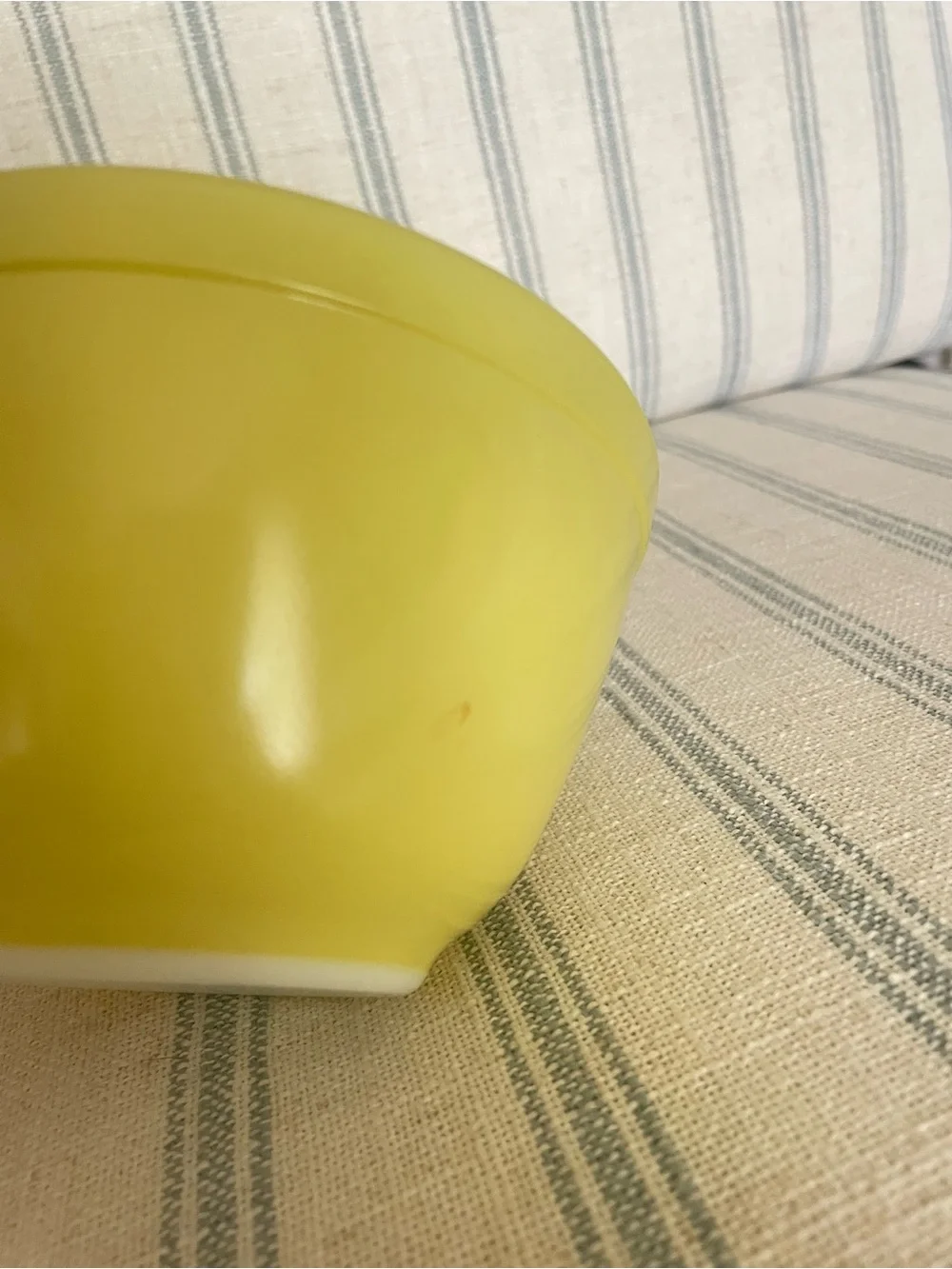 Pyrex Vintage 60s Nesting Mixing Bowls Set in Verde Avocado Green 401 402 & 403